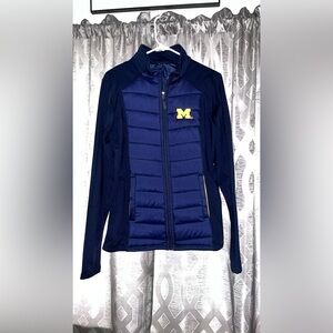 Woman’s Michigan Wolverines zip up size large